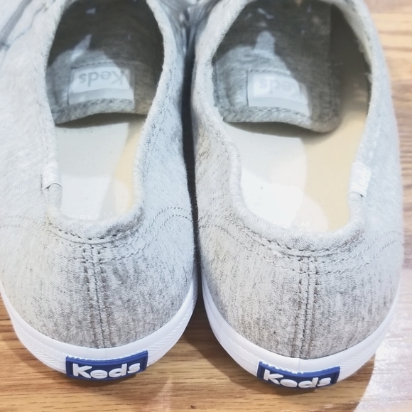 NWOT Keds gray sneakers. Size 9 - Picture 2 of 5
